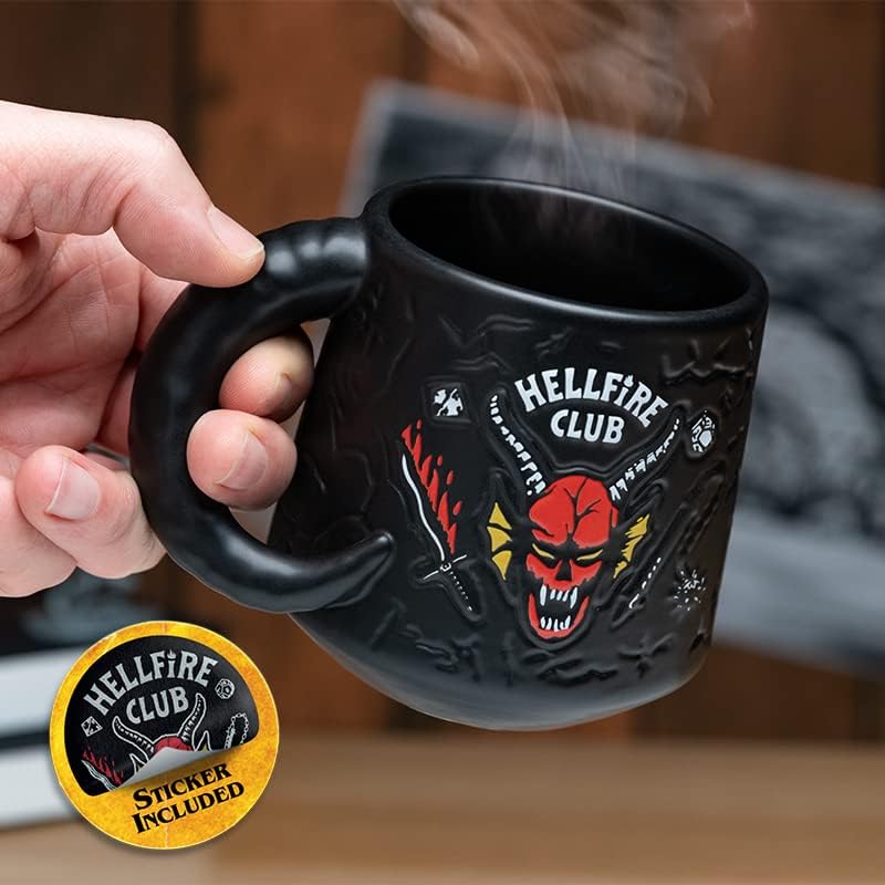 Tasse Stranger Things Hellfire Club en céramique embossée 400 ml – Image 5