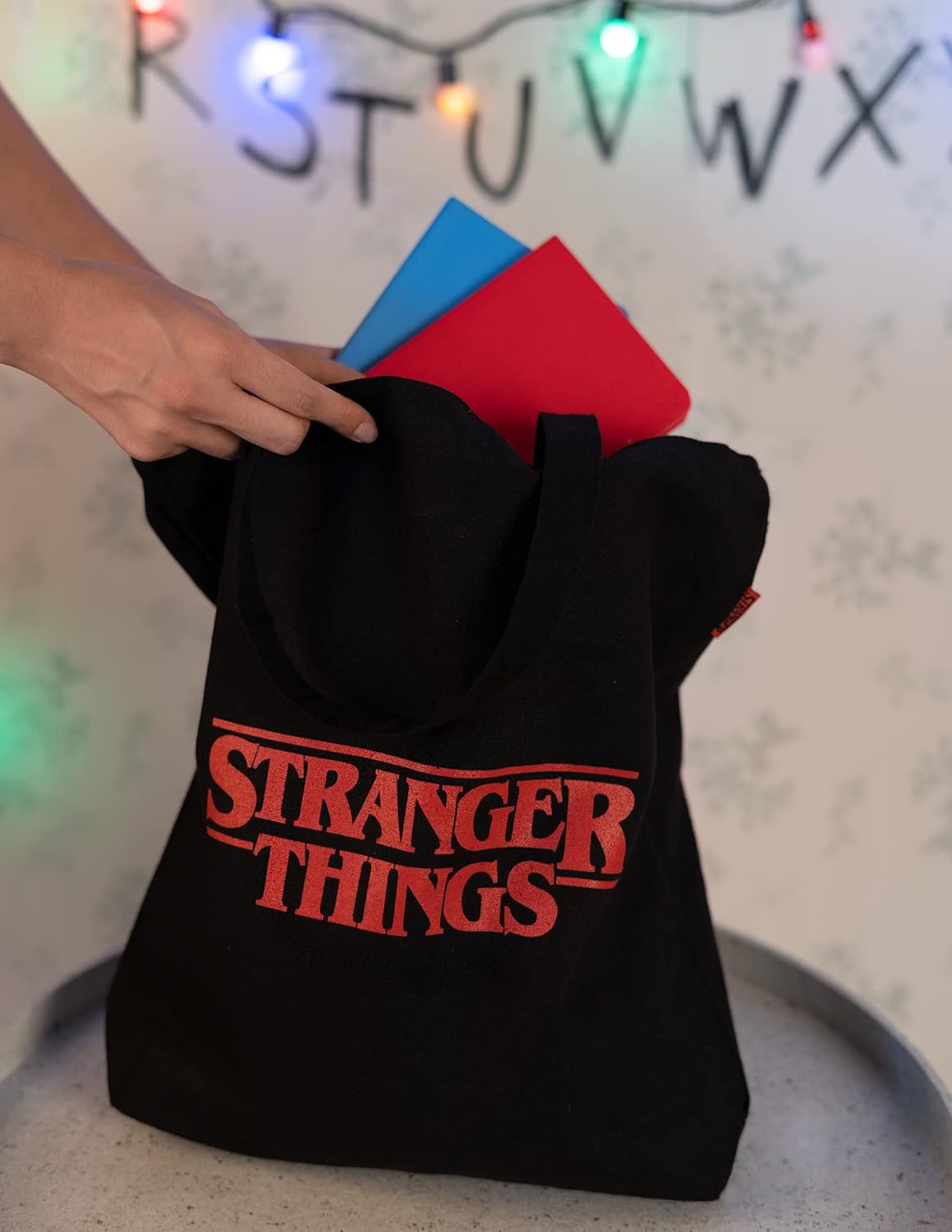 Tote bag noir Stranger Things Hellfire Club en coton écologique – Image 5