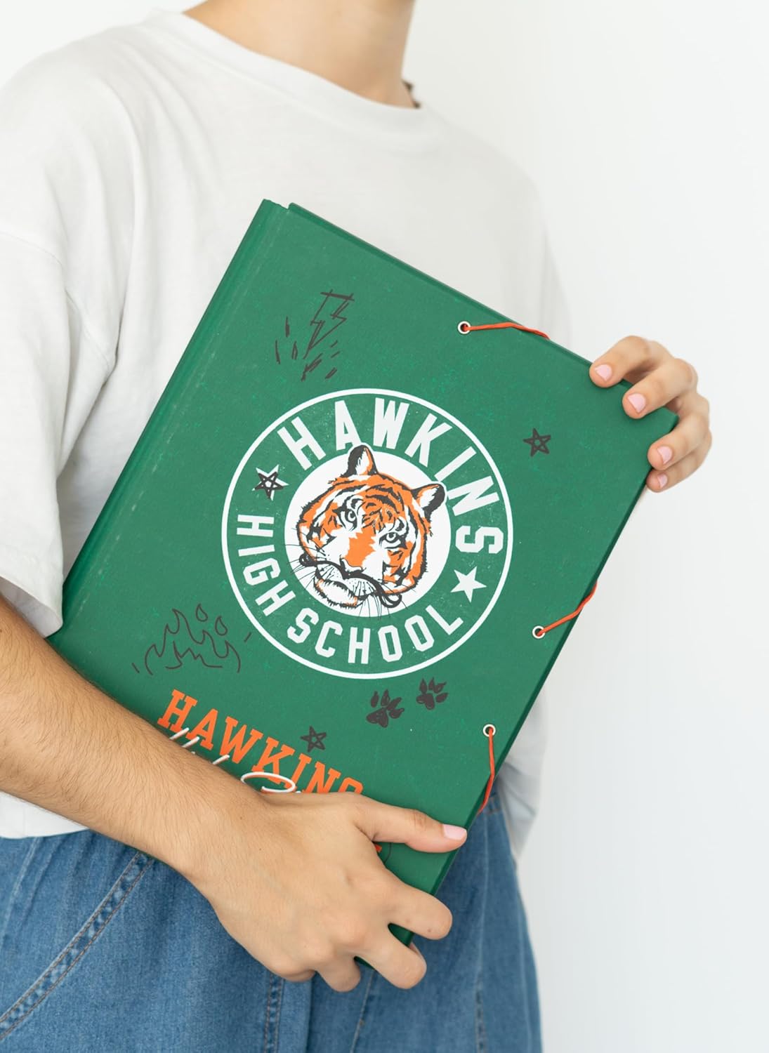 Chemise cartonnée A4 Stranger Things à 3 rabats verte – Image 6
