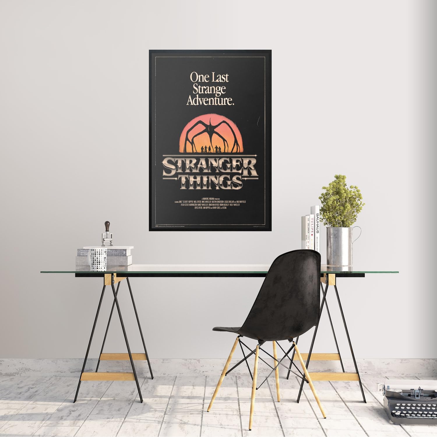 Poster Stranger Things Saison 5 jaune et noir 91,5 x 61 cm – Image 2
