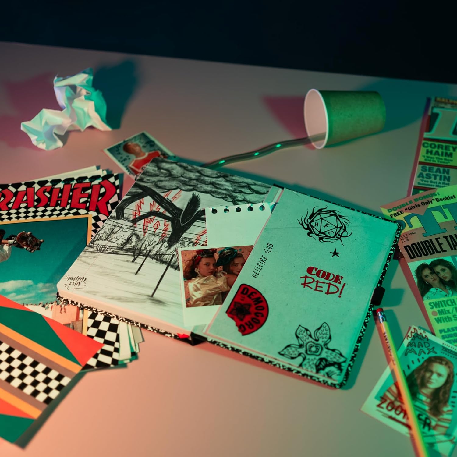 Carnet ligné A5 noir Stranger Things, bullet journal Grupo Erik – Image 6