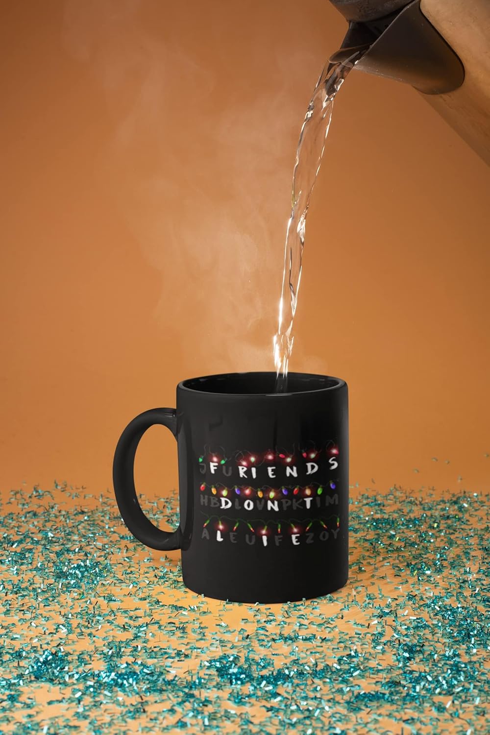 Stranger Things - Mug magique morphing Friend's Don't Lie en céramique 311,8 – Image 3