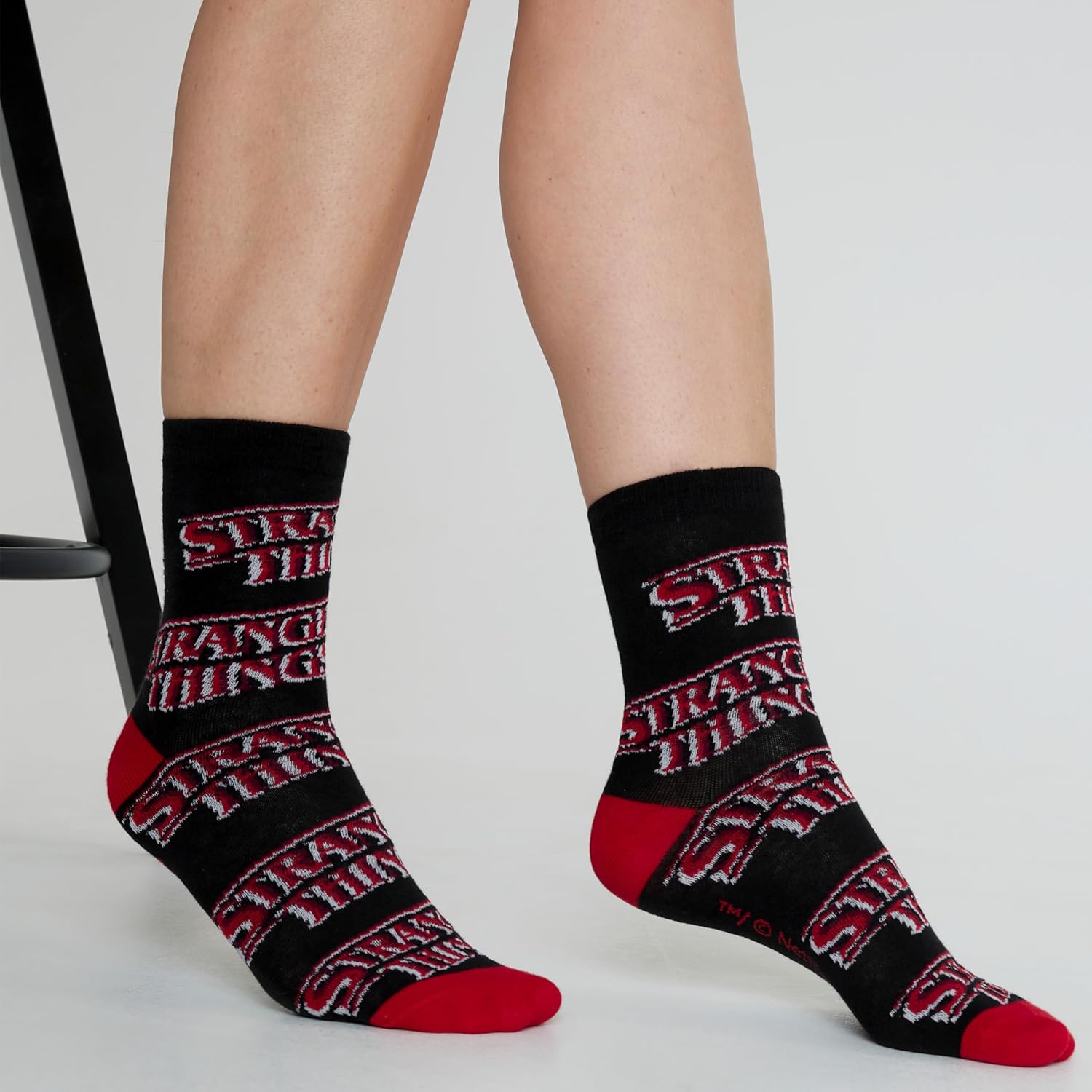 Lot de 5 chaussettes femme et ado Stranger Things, taille 35-41 – Image 4
