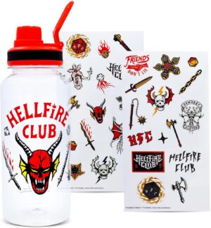 Gourde Stranger Things Hellfire Club avec bec tournant et autocollants 946