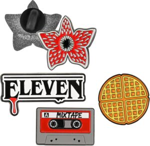 Stranger Things - Set de 4 pins Saison 1 avec Eleven et Demogorgon - 3 cm
