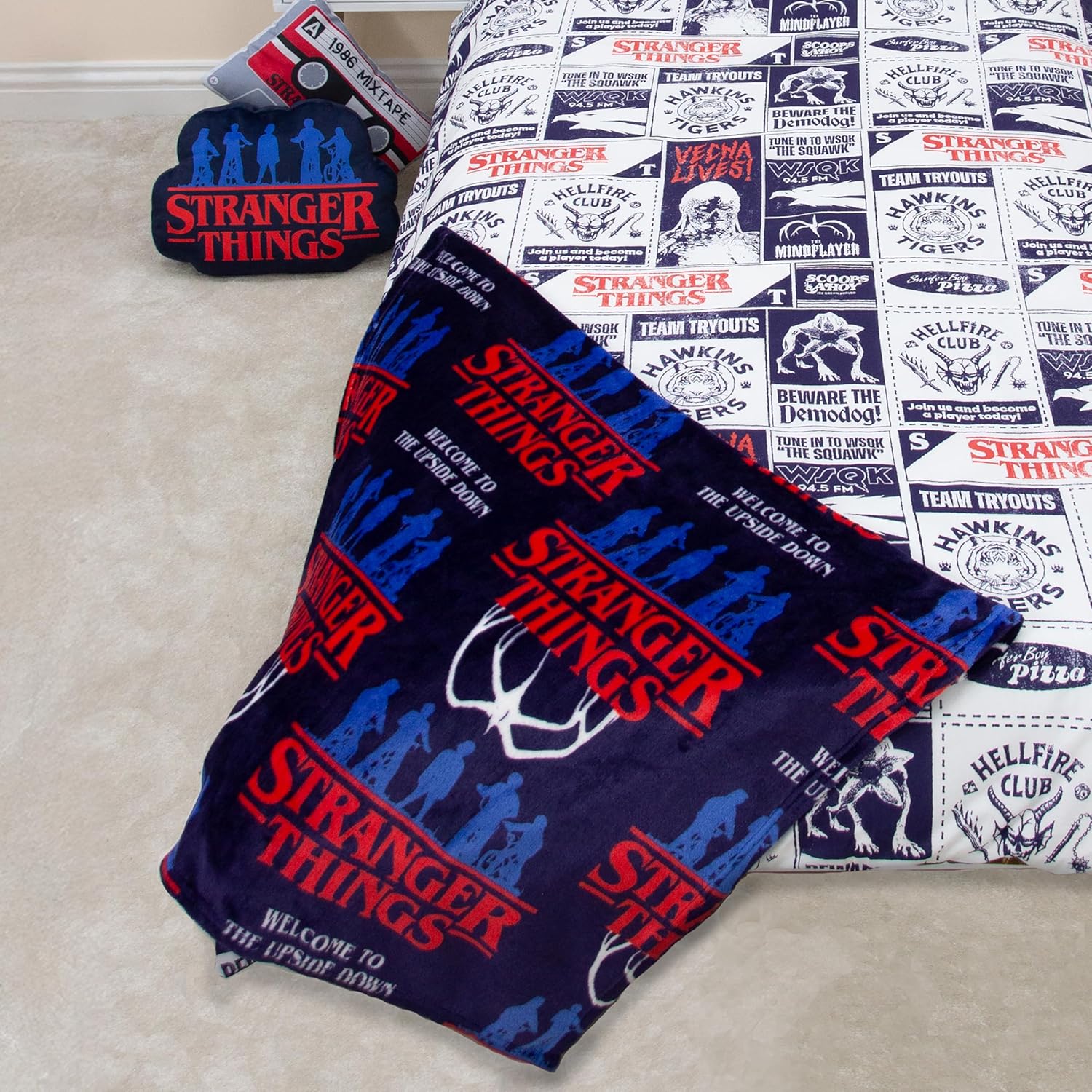 Couverture polaire Stranger Things bleu 100 x 150cm – Image 3
