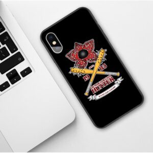 Coque iPhone Stranger Things avec logo