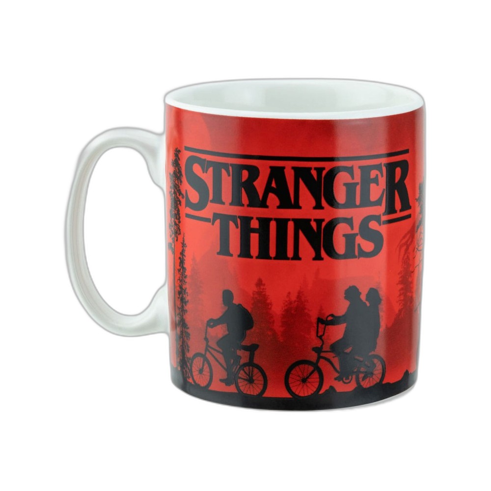 Mug et autocollant Stranger Things